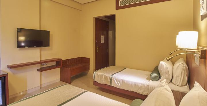 Hotel Green Olive Aurangabad  Zewnętrze zdjęcie